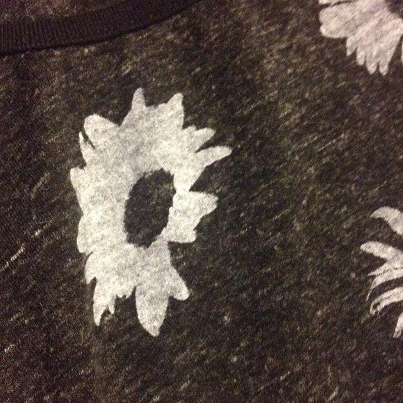 Tank Top - Picture 3 of 3