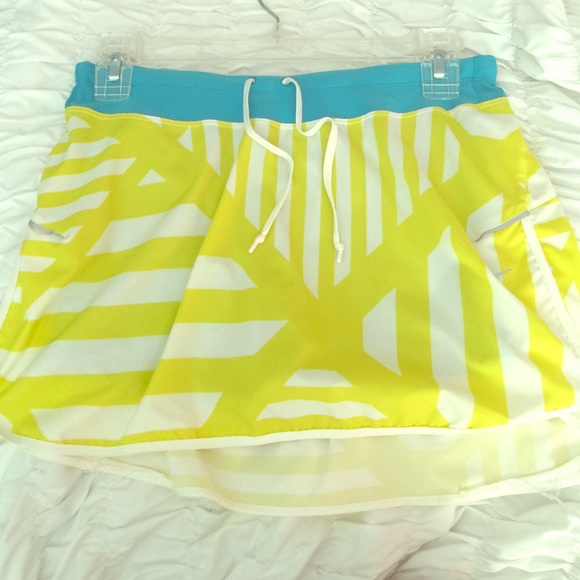 Nike tennis skirt