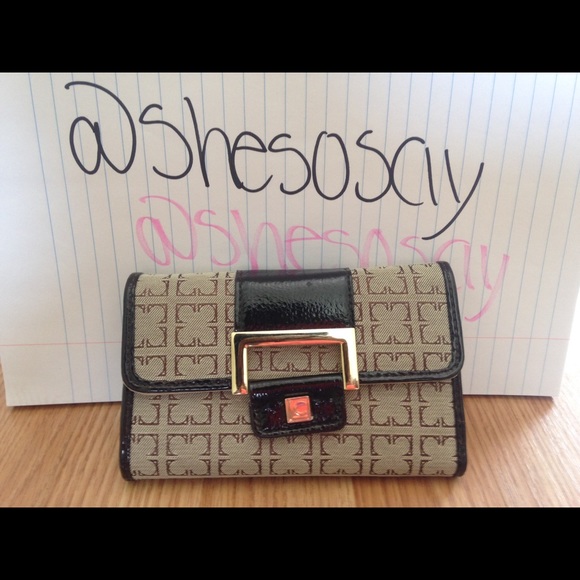 Liz Claiborne wallet