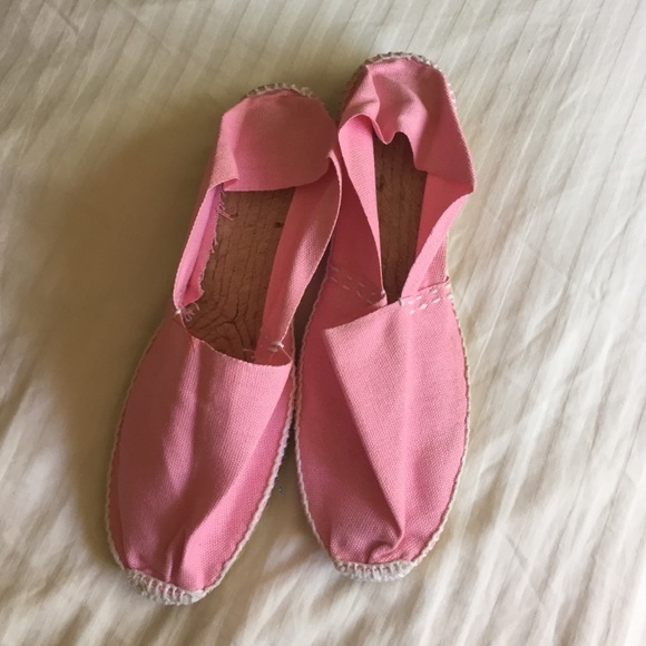 Pink espadrilles brand new! 💕 new without tags!