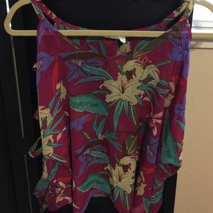 Floral Long Sleeve Cutout Teen's Top EUC