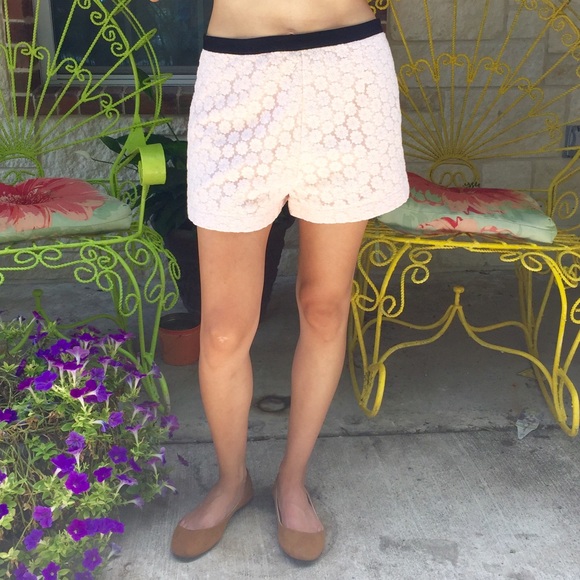 Top shop lace short shorts - Picture 1 of 4