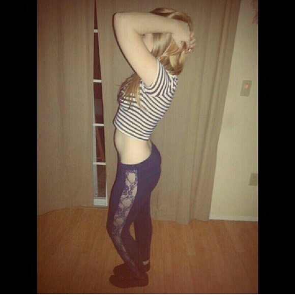 Leggings with lace down the sides