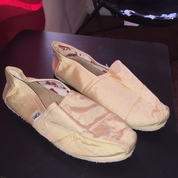 Beige toms SOLD