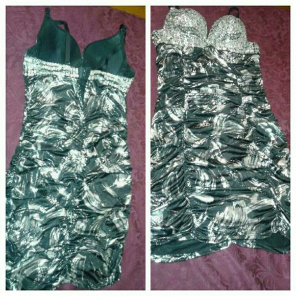 Dress - Picture 1 of 1