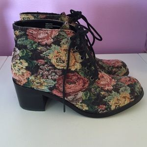 Cute Patterned Booties!