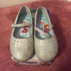 Shimmer Mary Jane like FROZEN shoes