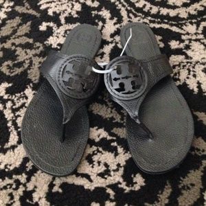 Tory burch black leather sandals sz 8.5 wore once