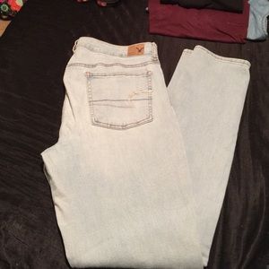Light wash American eagle jegging 14 long