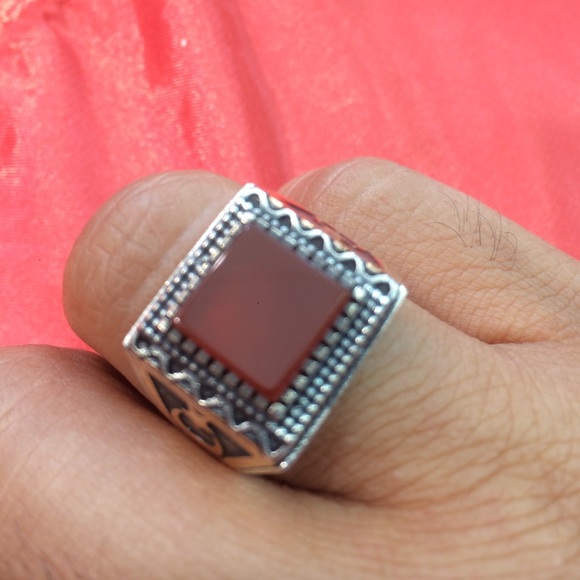 Silver ring - Picture 2 of 4
