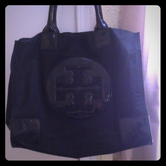 Black Tory Burch bag