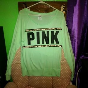 Teal VS pink long sleeve