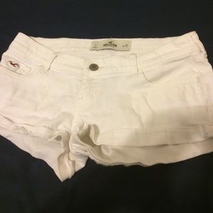 White Hollister shorts