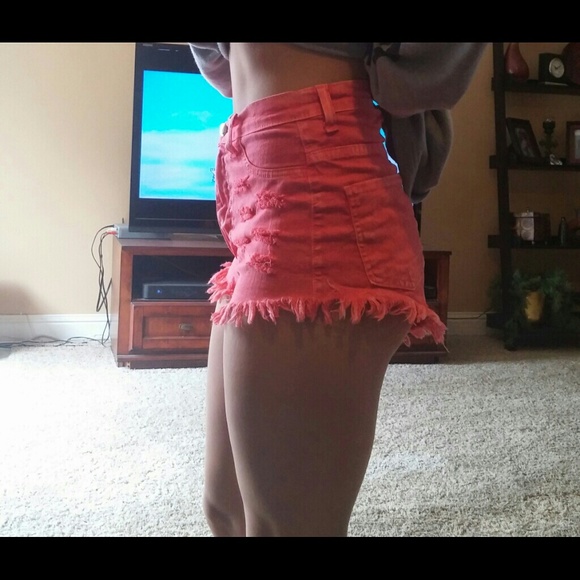 High waisted shorts - Picture 2 of 4