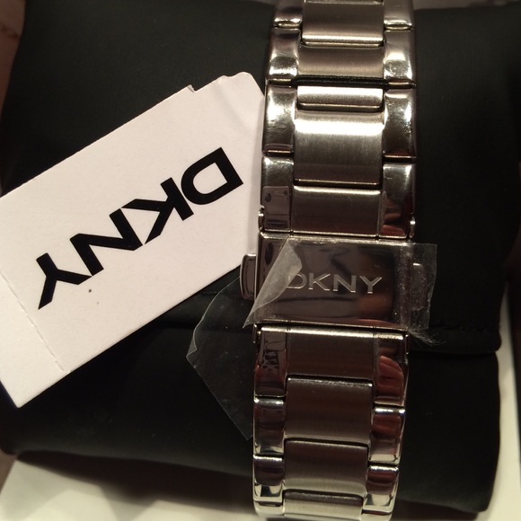 NWT DKNY Stainless Steel Bracelet watch - Picture 2 of 2