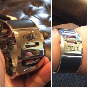 Michael Kors heritage turnlock cuff