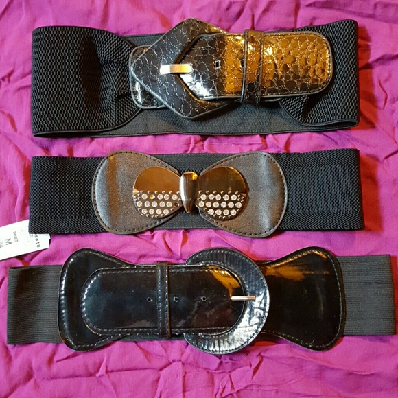 **LOT** NWOT 3 stretchy belts