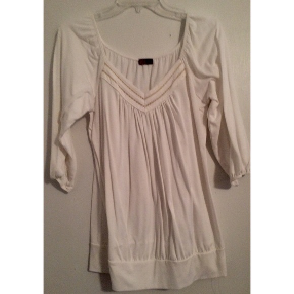 Off white top