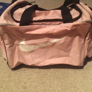 Nike small duffle bag