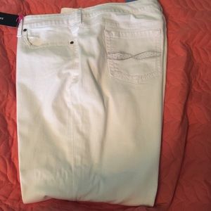 Brand new White skinny jeans