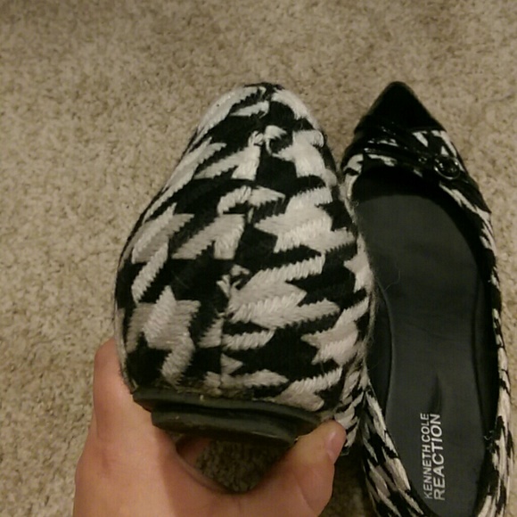 Kenneth Cole Reaction houndstooth flat - Picture 4 of 4