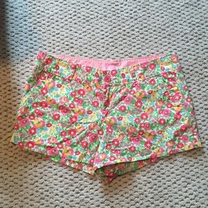 Lilly Pulitzer Shorts - Size 6 EUC