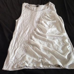 Light grey tank