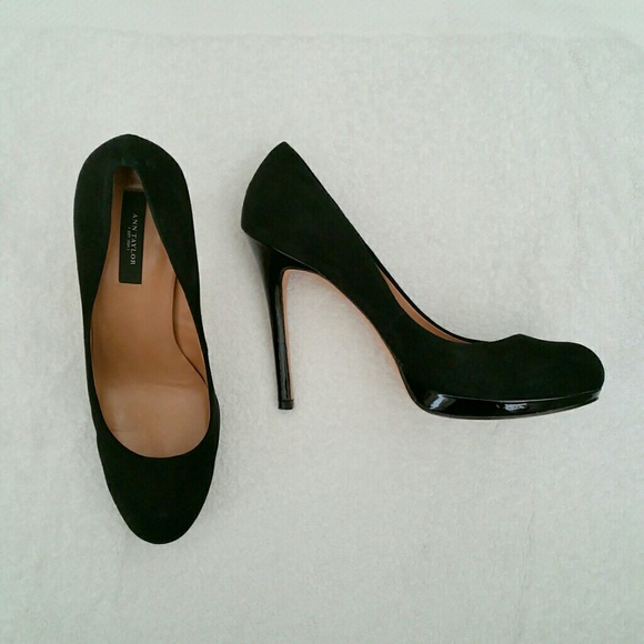 Ann Taylor  Shoes - Ann Taylor black leather pumps