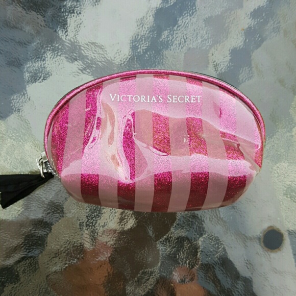Victoria's Secret Accessories - Victoria Secret FINAL PRICE!!!!