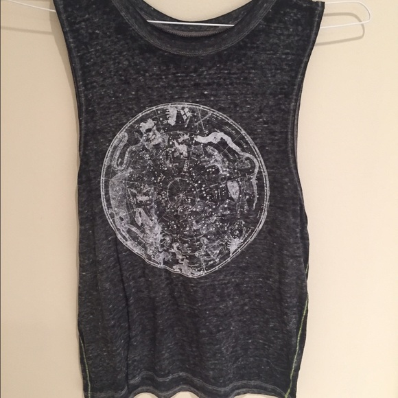 Distressed muscle tee