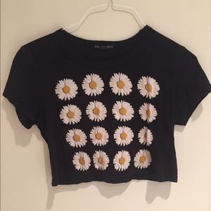 Daisy print crop top.