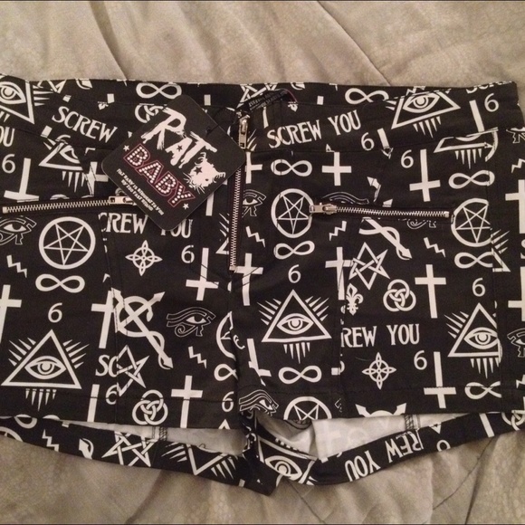 Too fast shorts