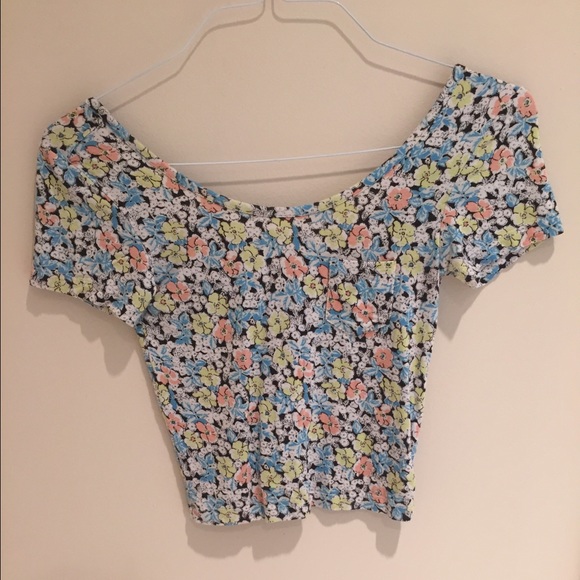 Floral print crop top