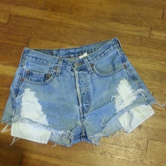 Levis High Waisted Shorts