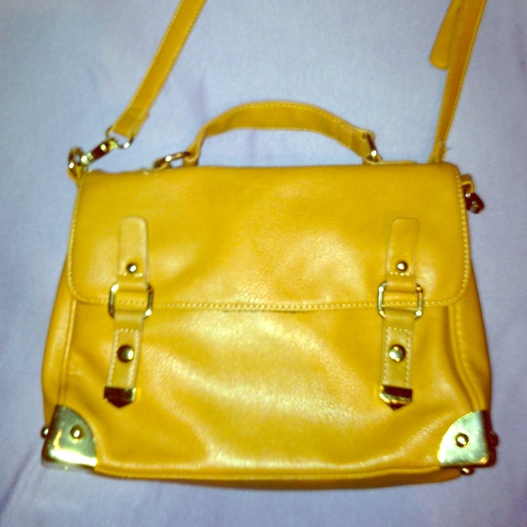 Brown Leather and Gold Hardware Crossbody Bag - Picture 1 of 4