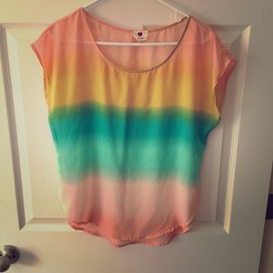 ☀️Super cute, sheer, colorful tee.☀️
