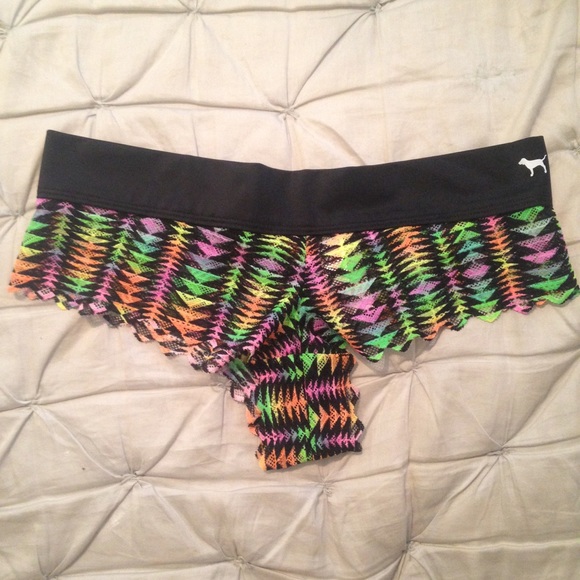 Extra Low Rise Cheekster