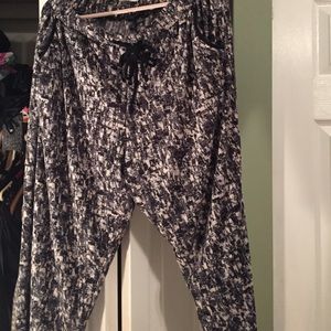 Black and white multi soft pant