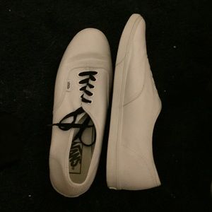 women's white vans size 10