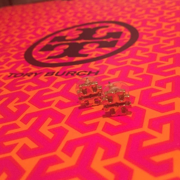 Tory Burch Logo Studs in gold.