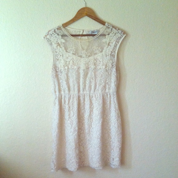 Cream Lace Dress - Picture 1 of 3