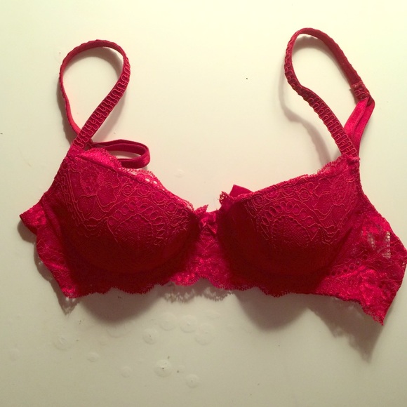 Le Mystere Red Lace Lightly Padded Bra 32B