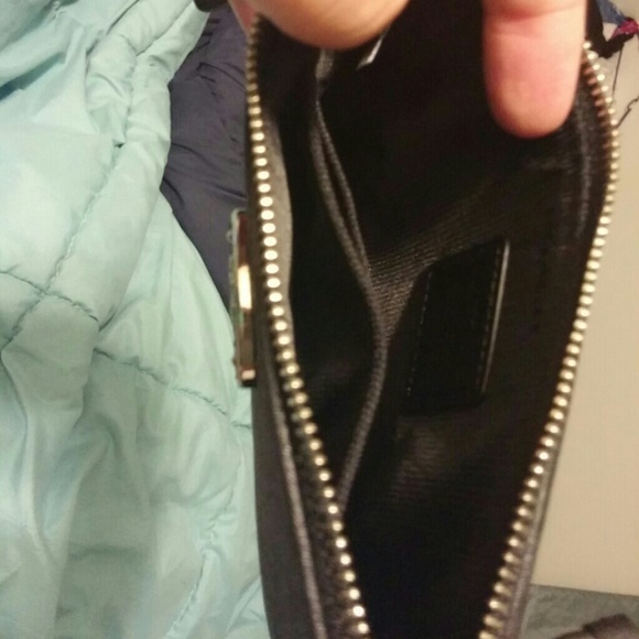 Authentic Coach wristlet - Picture 3 of 4