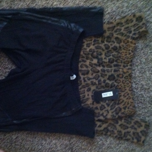 Stylish Leggings - Picture 4 of 4