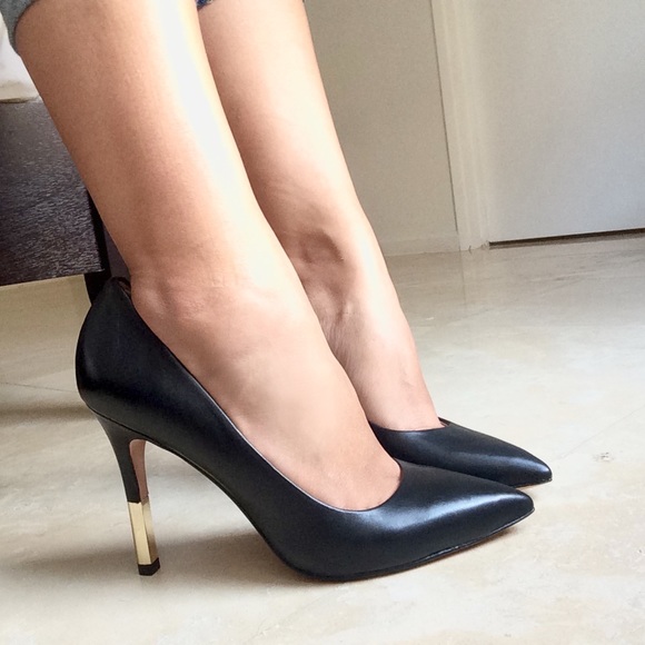 pour la victoire pumps