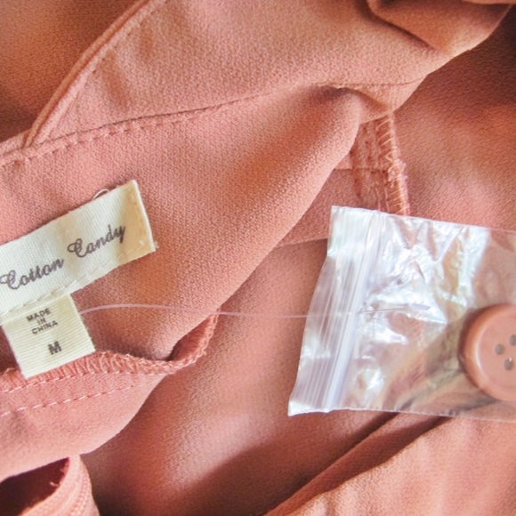 Tobi Dusty Rose, cross-back Romper NWOT - Picture 5 of 6