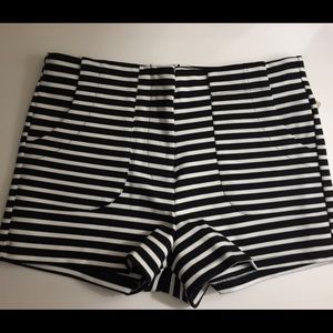 NWT high waisted b&w striped shorts