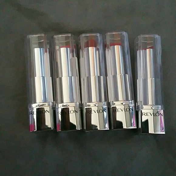 Revlon HD lipstick bundle