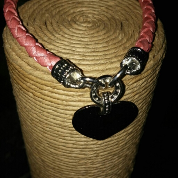 *reduced* Beautiful heart bracelet NWOT