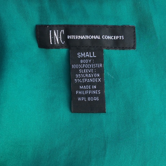 Chic Jewel Tone Assymetrical lightweight Jacket! - Picture 4 of 4